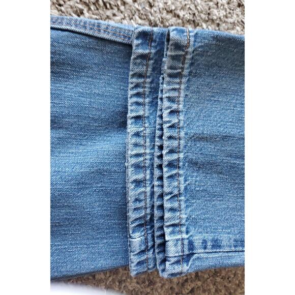 Carhartt B320 WTB Blue Jeans Mens 31x30 Measures 32x29 Relaxed Fit Straight Leg - Picture 6 of 6